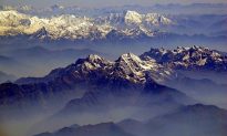 Dãy Himalaya đang tiếp tục cao hơn lên và Tây Tạng sẽ tách đôi?