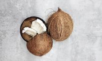 7 lợi ích tuyệt vời của quả dừa, hai kiểu người nên tránh