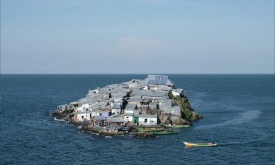 Hòn đảo 'đông đúc' ở châu Phi: Hàng nghìn người sống trong 2.000 m2 nhưng không ai muốn rời đi