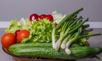 Chế độ ăn dựa trên thực vật cải thiện sức khỏe tiết niệu ở những người từng bị ung thư tuyến tiền liệt