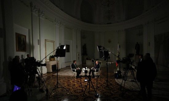 Bình luận: Ba điểm đáng chú ý về cuộc phỏng vấn giữa ông Putin và nhà báo Tucker Carlson