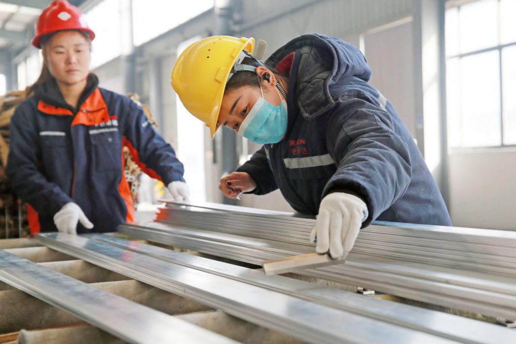 Trung Quốc: Lĩnh vực sản xuất thu hẹp tháng thứ 4 liên tiếp, triển vọng kinh tế bi quan