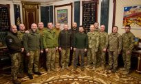 Tổng thống Zelensky tiếp tục 'thay máu' dàn lãnh đạo quân đội