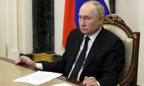 Giữa ISIS và nước Nga, nên ủng hộ ai?