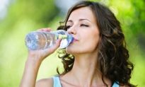 Chuyên gia dinh dưỡng chia sẻ: 5 lựa chọn thay thế nước lọc tốt cho sức khỏe