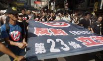 Phân tích: Hong Kong thông qua Điều 23, Bắc Kinh như con thú đang gào thét trong lồng