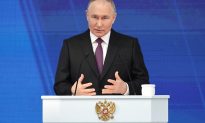 Ông Putin cảnh báo sẽ sử dụng vũ khí hạt nhân nếu phương Tây đưa quân tới Ukraine