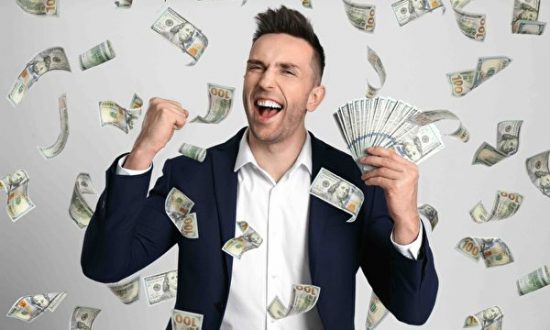 Thu nhập thụ động đạt 49.000 USD/tháng: Người đàn ông 34 tuổi 'bật mí' cách kiếm tiền khôn ngoan