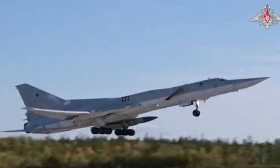 Ukraine cải tiến S-200 bắn hạ Tu-22 của Nga