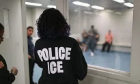 Mỹ bắt giữ TikToker khuyến khích người nhập cư bất hợp pháp chiếm dụng nhà ở của người dân