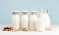 Sữa tươi và sữa bột: Loại nào bổ dưỡng hơn?