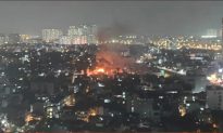 Hà Nội: Cháy lớn tại ngôi nhà 3 tầng tại quận Thanh Xuân