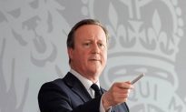 Thủ tướng Anh Cameron: Anh sẽ không theo chân Mỹ ngừng cung cấp vũ khí cho Israel