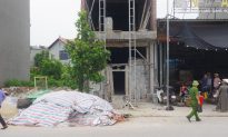 Bắc Giang: Thang máy tự chế rơi tự do khiến 7 thợ xây bị thương
