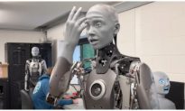 Rung động trước những lời tiên tri của robot AI tiên tiến nhất thế giới: ‘Con người hãy cẩn trọng!’