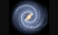 Hệ Ngân Hà của chúng ta có quay quanh thứ gì đó không?