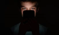 Nghiên cứu: Nghiện internet ở thanh thiếu niên có thể ảnh hưởng tiêu cực đến chức năng não bộ