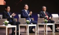 Bình luận: Bắc Kinh không tìm lại được sự ủng hộ kinh tế từ thế giới
