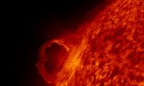 Bão Mặt trời cực đại có thể tấn công Trái đất bất cứ lúc nào: 4 nhóm tác động cần chú ý