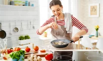Những thói quen phổ biến trong nhà bếp làm tăng nguy cơ ung thư