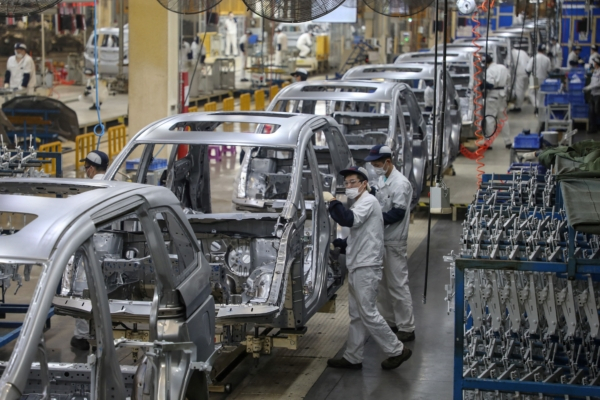 Honda đóng cửa một số dây chuyền sản xuất tại Trung Quốc, cắt giảm sản lượng gần 300.000 ô-tô chạy bằng xăng