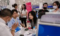 Trung Quốc: Cử nhân khó tìm việc làm, nhiều trường kéo dài thời gian đào tạo hệ sau đại học